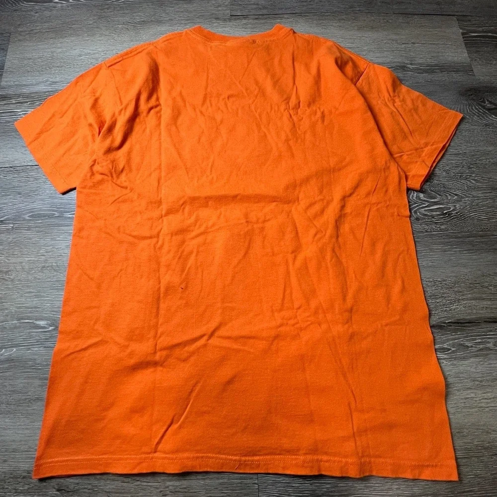Disney Store Donald Duck T Shirt Mens Large Orange Complaint Department Graphic